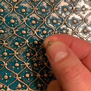 BVLA rose gold square stud